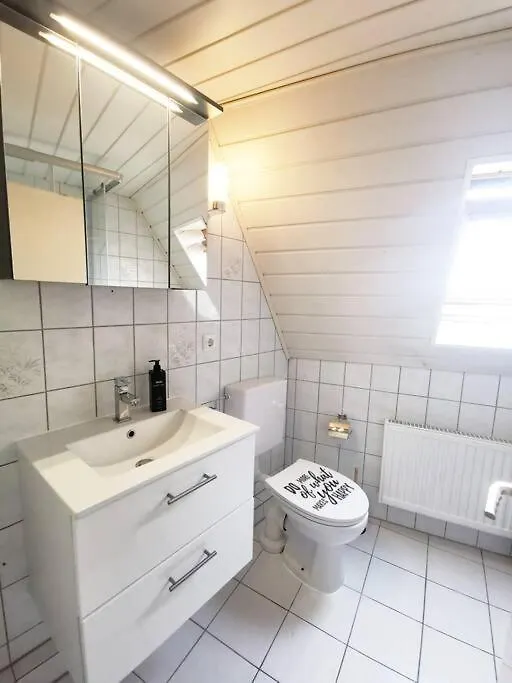 Apartment Wohnung Mit Hist. Altstadt Charme Noerdlingen